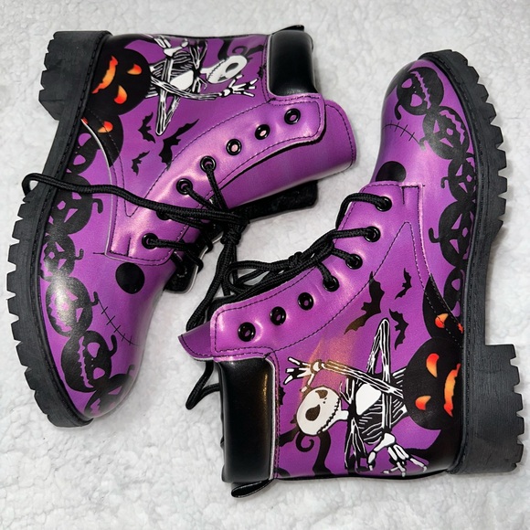 Nightmare before Christmas Boots Women's Size US 9.5 / EU 40 NEW - Picture 3 of 9